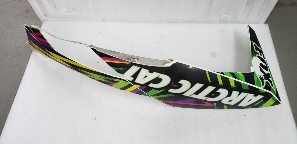 hood w/o decals - left - white (inc. 3-4)