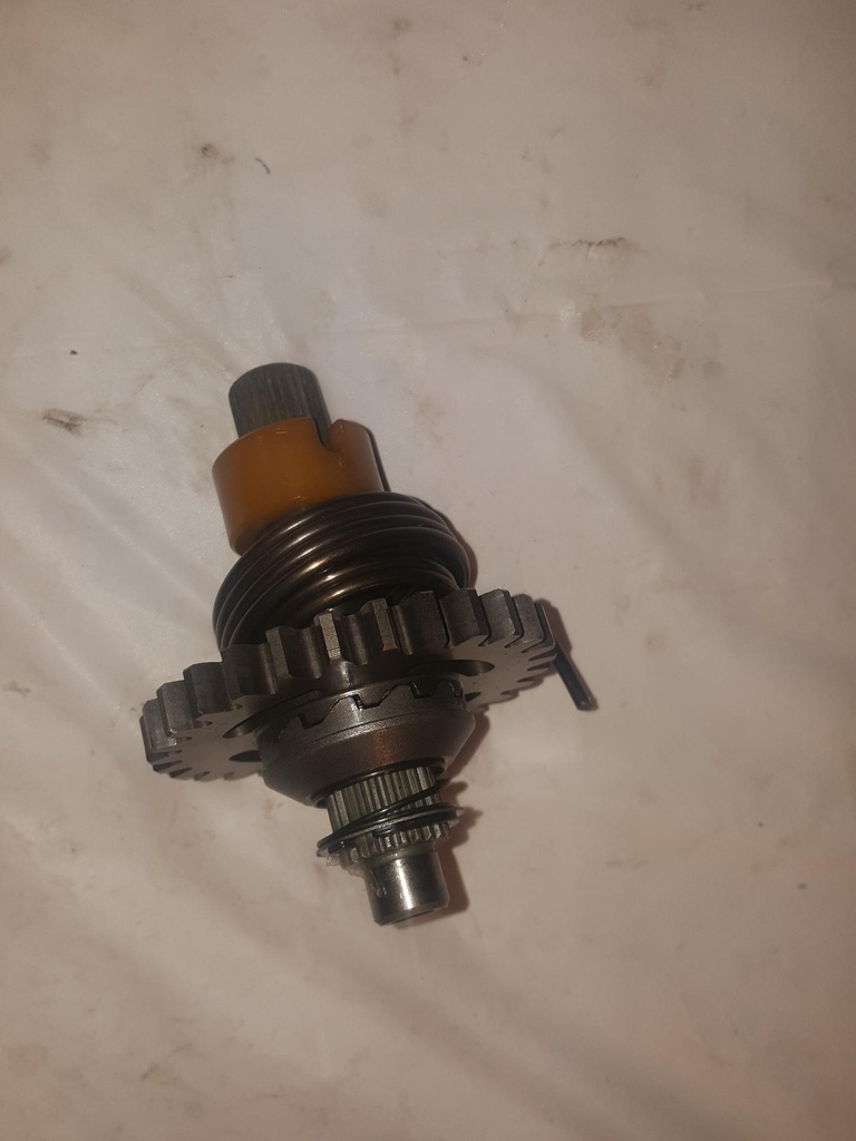 Suzuki SHAFT, KICK STARTER - 26211-05D03