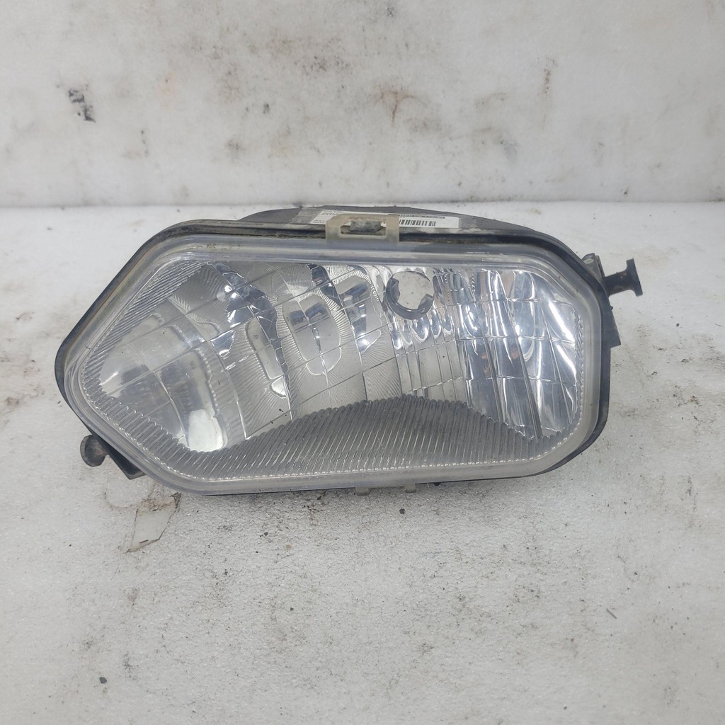 [2410616-001] right hand bumper headlight ass (2410616-001)
