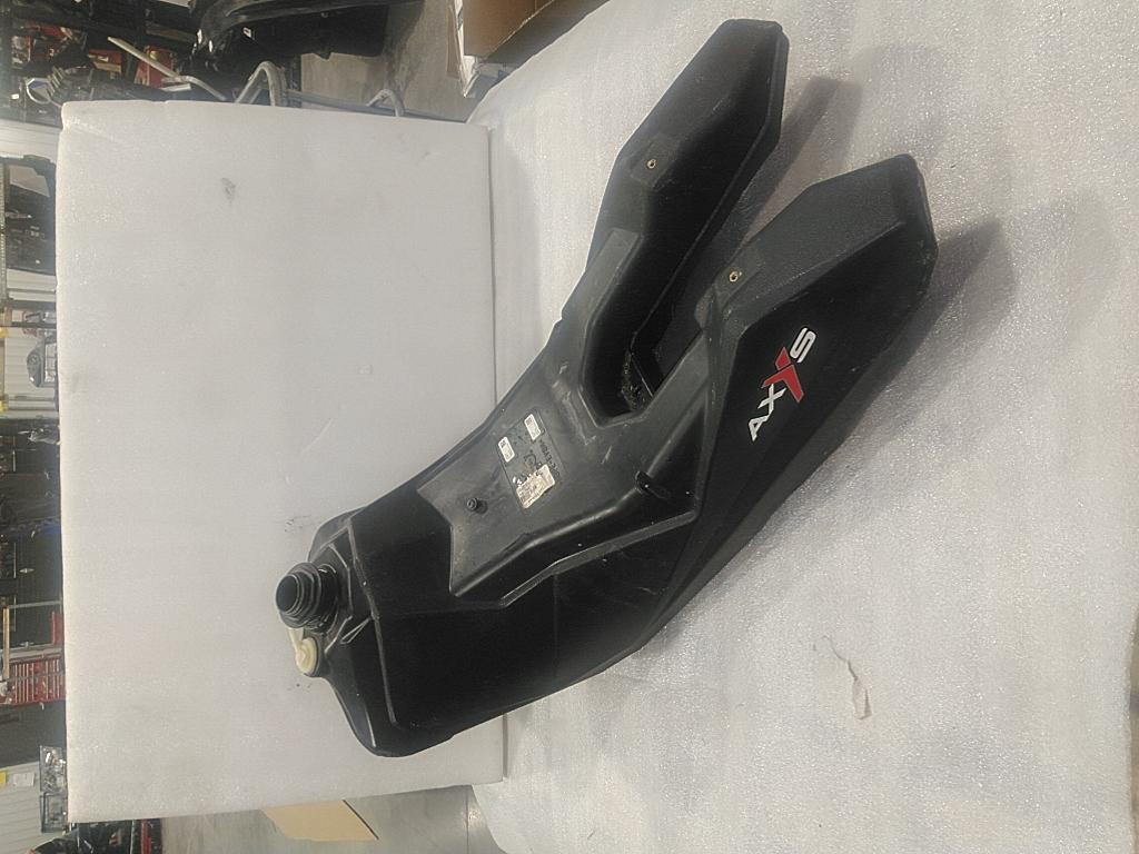 progressive molded fuel tank as