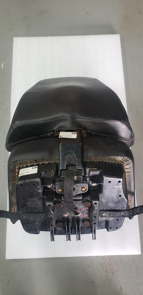 ASM-SEAT,BOTTOM,PASSENGER - POLARIS - 2684991-070 POLARIS