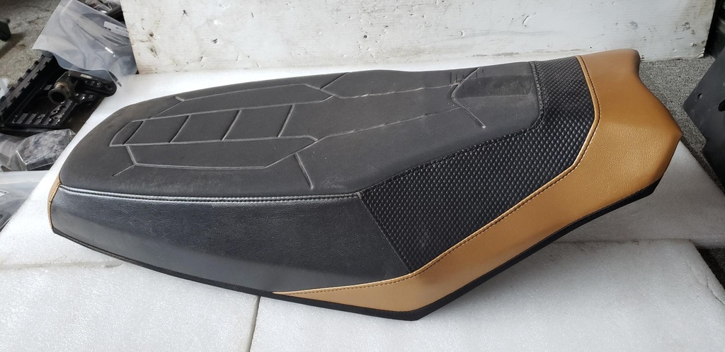 ASM-SEAT CUT/SEW WDTRAK