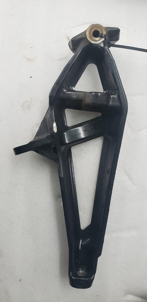 Spindle, Steering - Right Black (inc. 2)