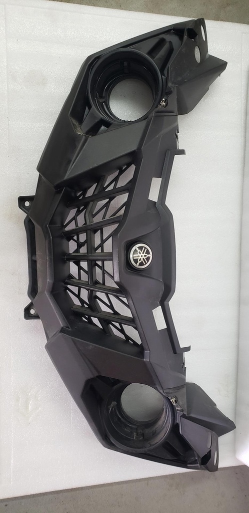 Grille, Front