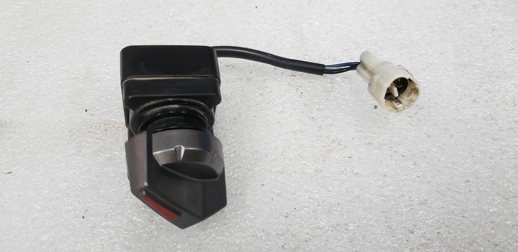 Switch, Light - 2HC-82526-00-00 YAMAHA