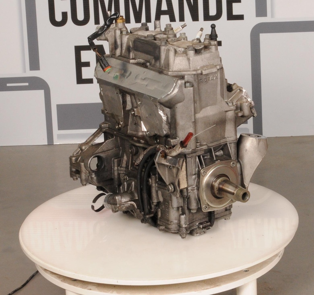 [420084913-001] (new ref. 420084916) short block (420084913-001)