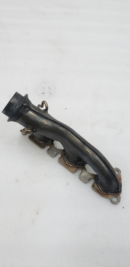 exhaust manifold