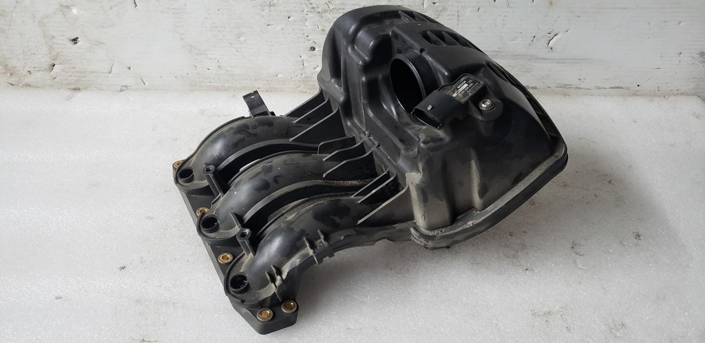 [420867342-001] airbox ass'y (420867342-001)