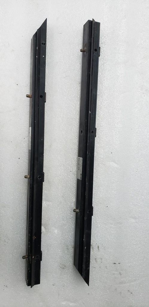 mount, rack - left