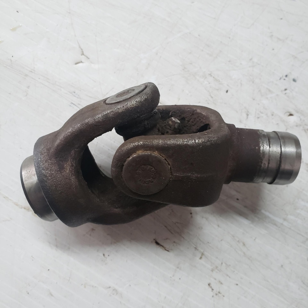 (new ref. 4s1-46146-01-00) . .yoke, joint 2