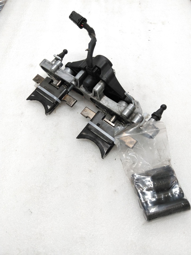exhaust valve upper