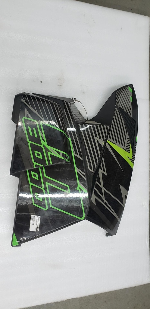 [4718-553-001] Panel, Side w/Foam- Left - Black (inc. 10-12 and 16-20) (4718-553-001)
