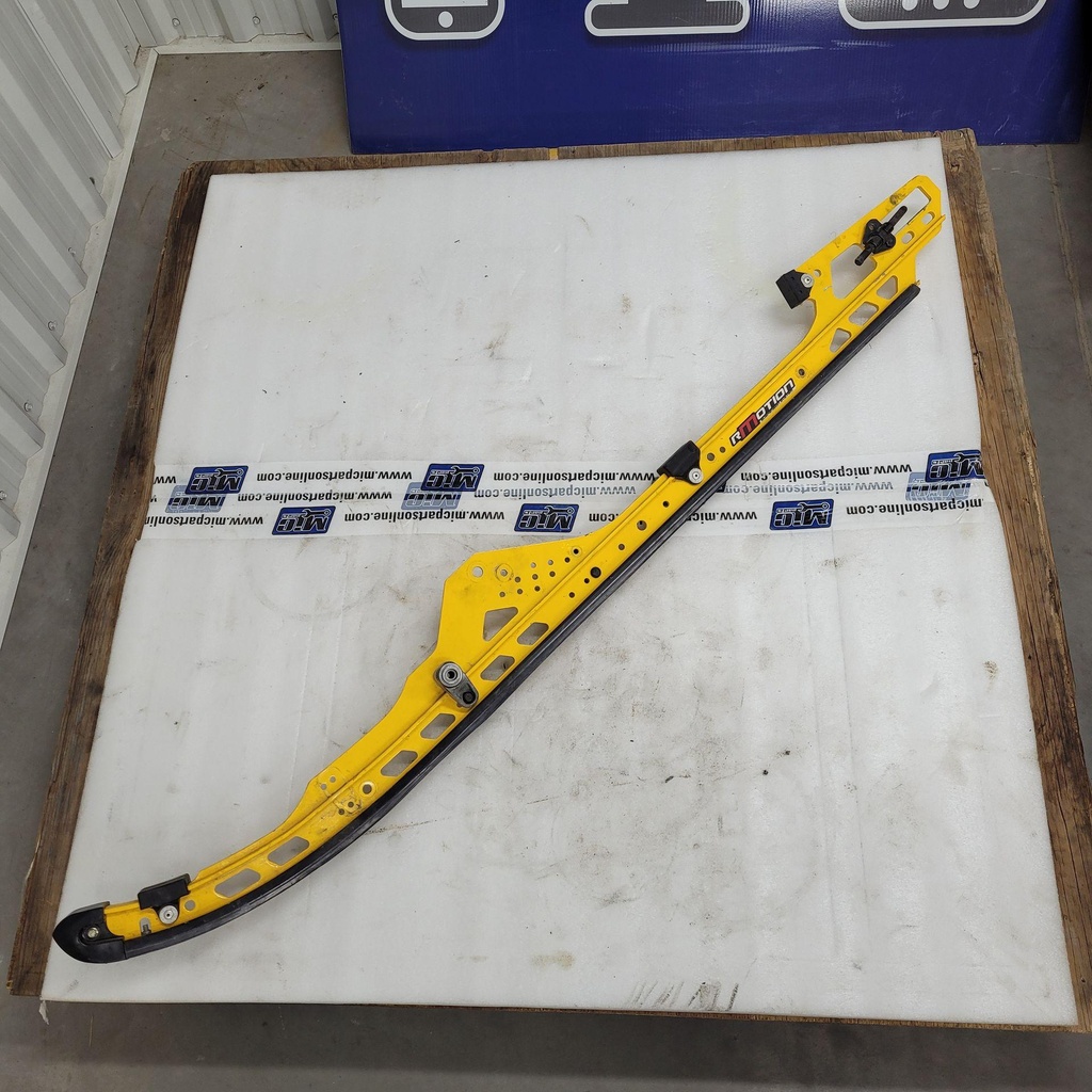[503193732-001] Yellow Runner 137" (503193732-001)