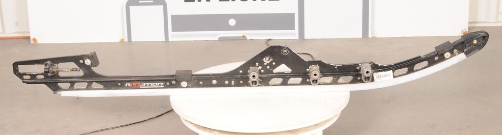 black, runner 137"