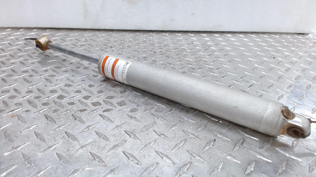 Rear Shock