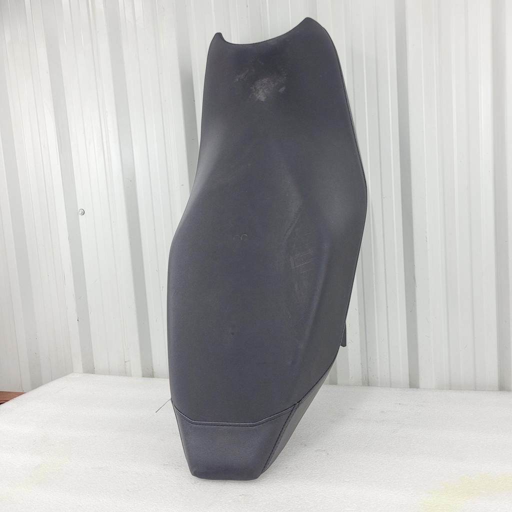 [510005994-001] seat cover (510005994-001)