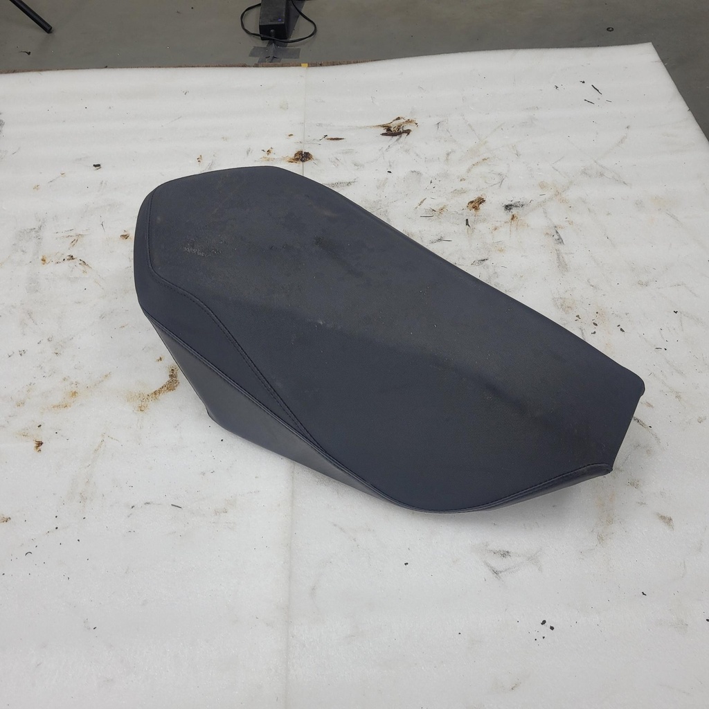 [510005997-001] seat cover (510005997-001)