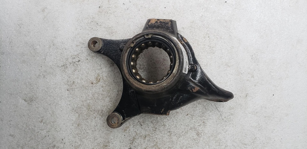 HUB CARRIER, FRONT, RIGHT