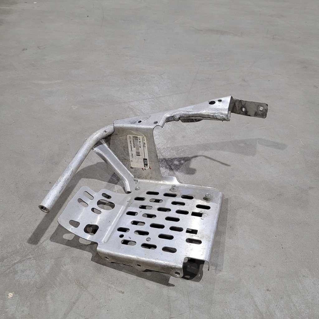 [518328528-001] lh stirup
