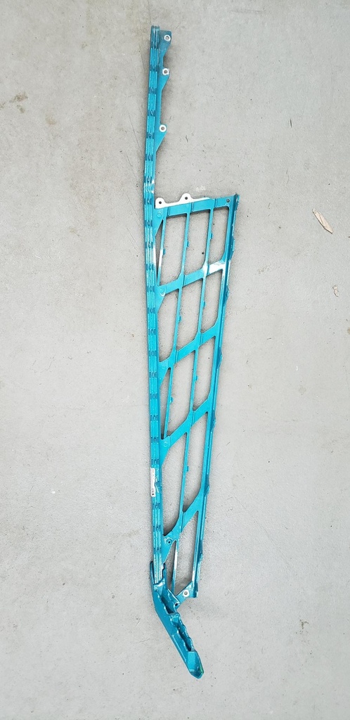 [518328471-001] lh footrest (518328471-001)