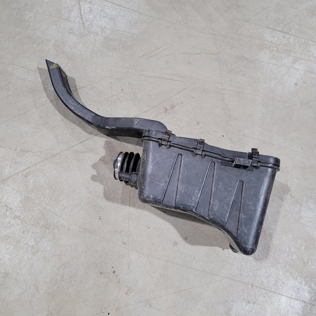 [5450387-001] air intake box, sportsman (5450387-001)