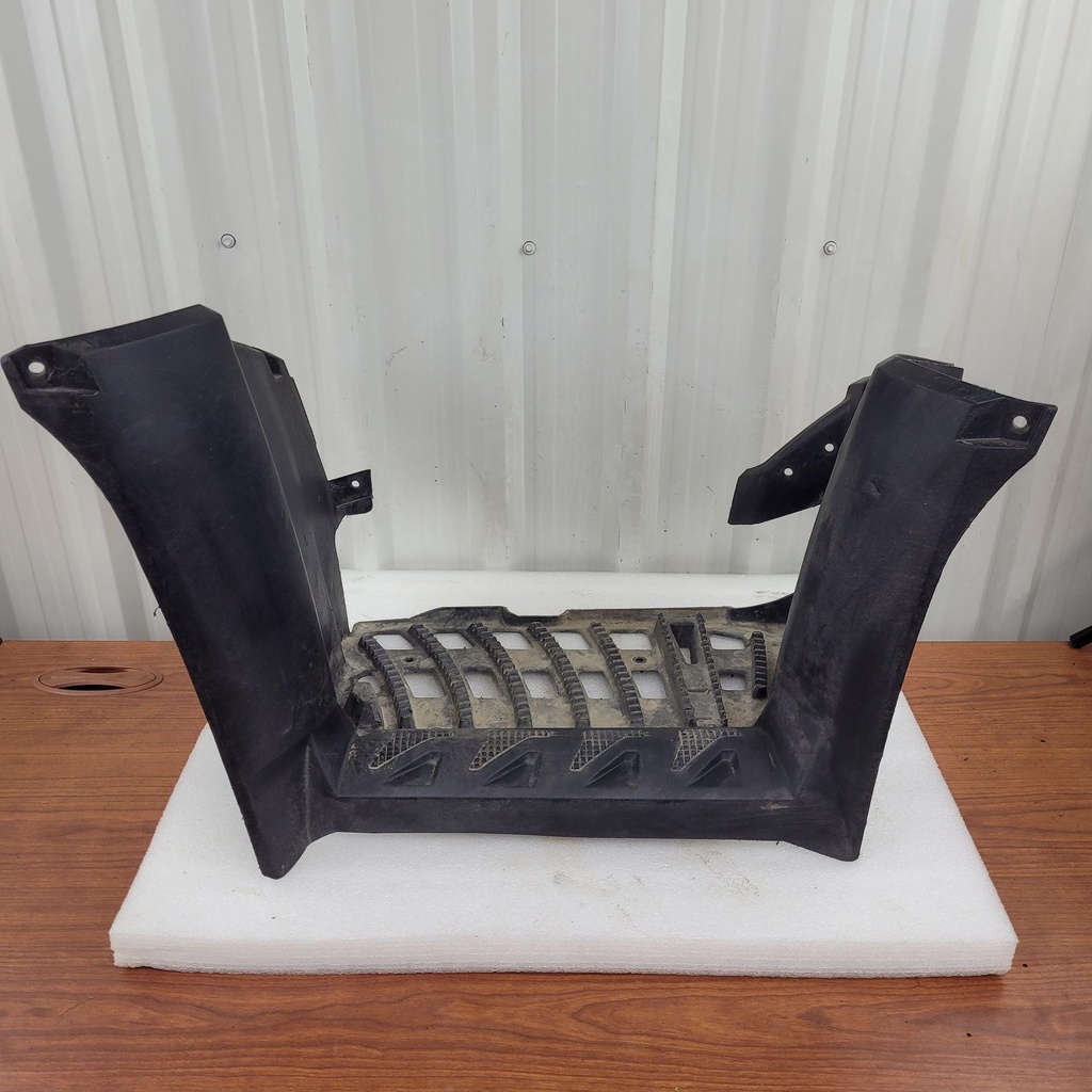 FOOTWELL, LEFT, GLOSS BLACK