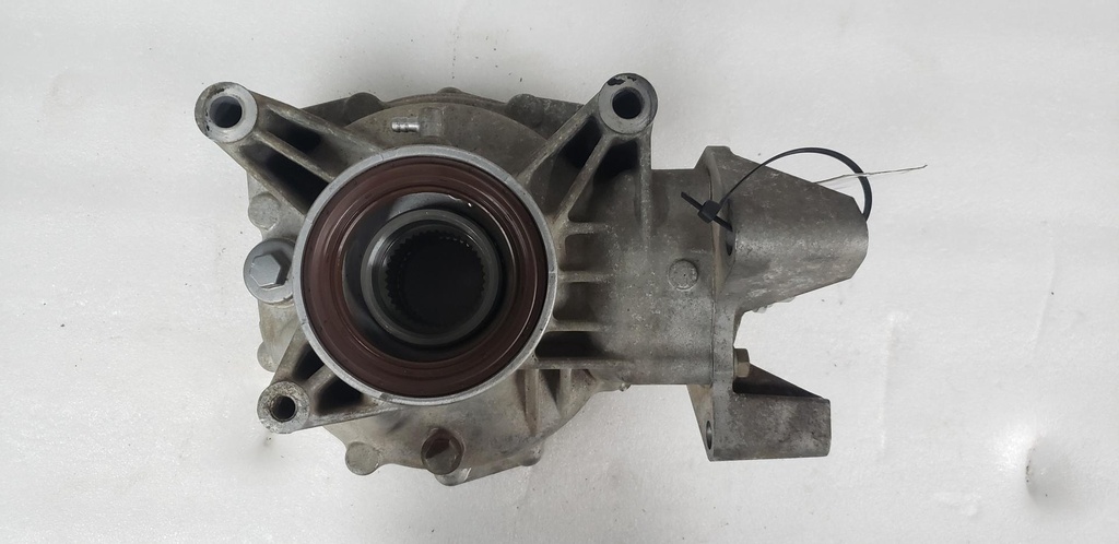 Rear Axle Gear Case Assy - 5UG-46101-10-00 YAMAHA