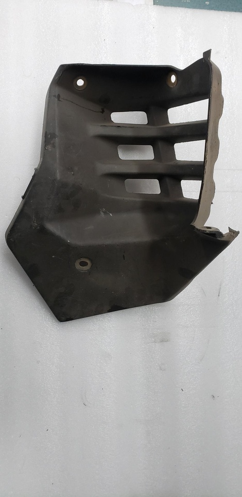 MUD GUARD DROITE - 63331-33H00-291 SUZUKI
