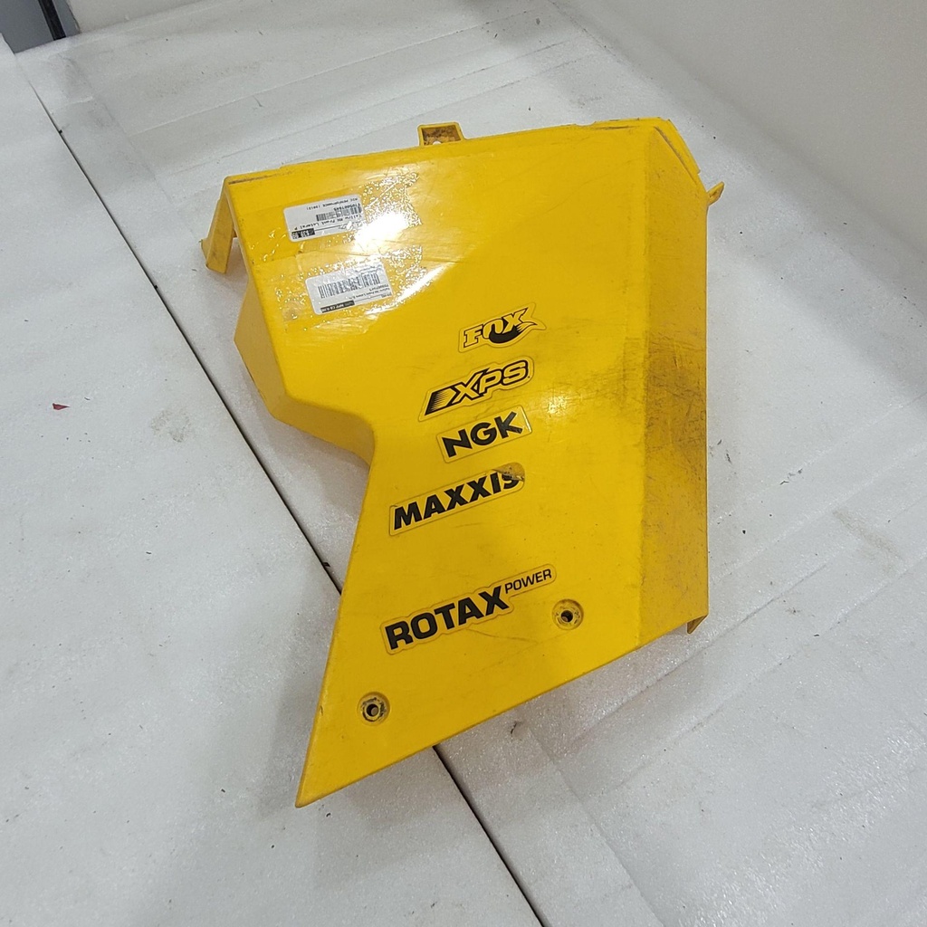 yellow rh front lateral pannel package xc