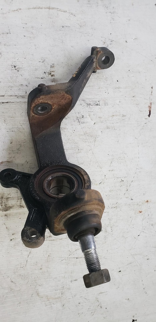 BOMBARDIER RH Knuckle - 705400465