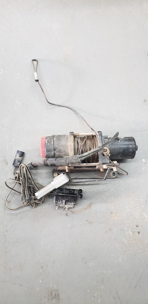 [705002505-001] winch (705002505-001)