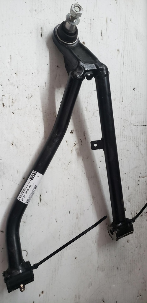 black, rh upper arm