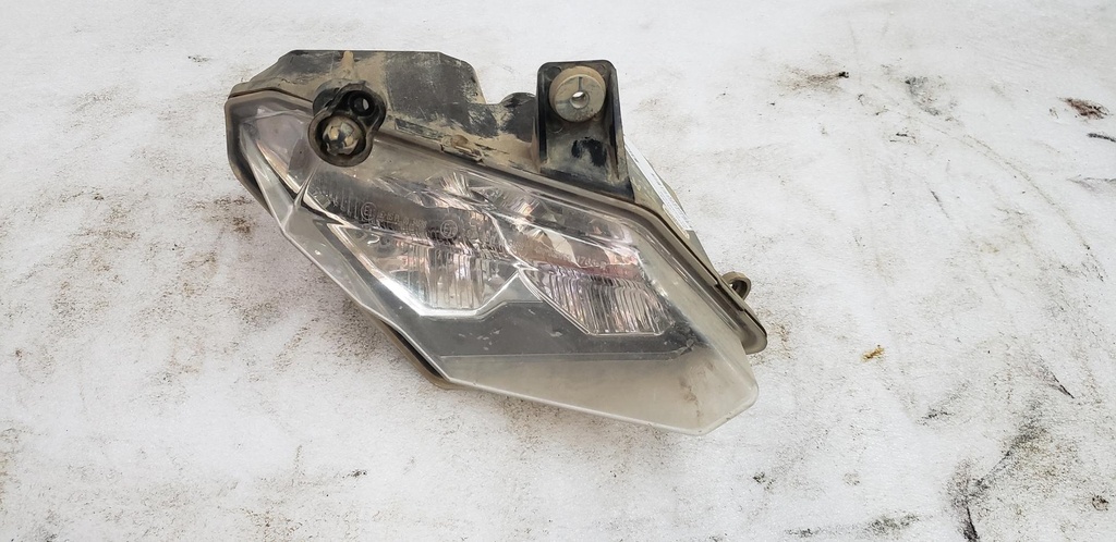 RH Headlamp Can-Am - 710006913