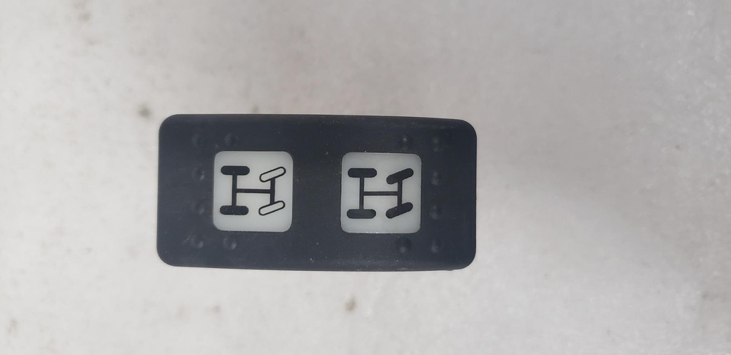 Switch 4X4 - 710001737 CAN AM