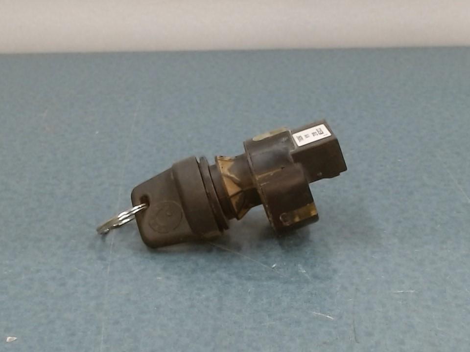(new ref. 710008400) ignition switch