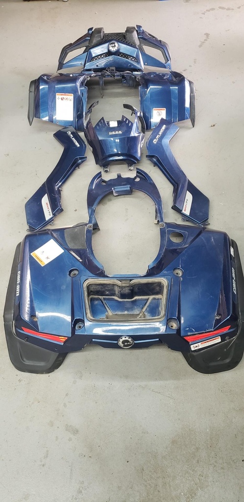 FRONT FENDER KIT, ORBITAL - CAN-AM 715001290