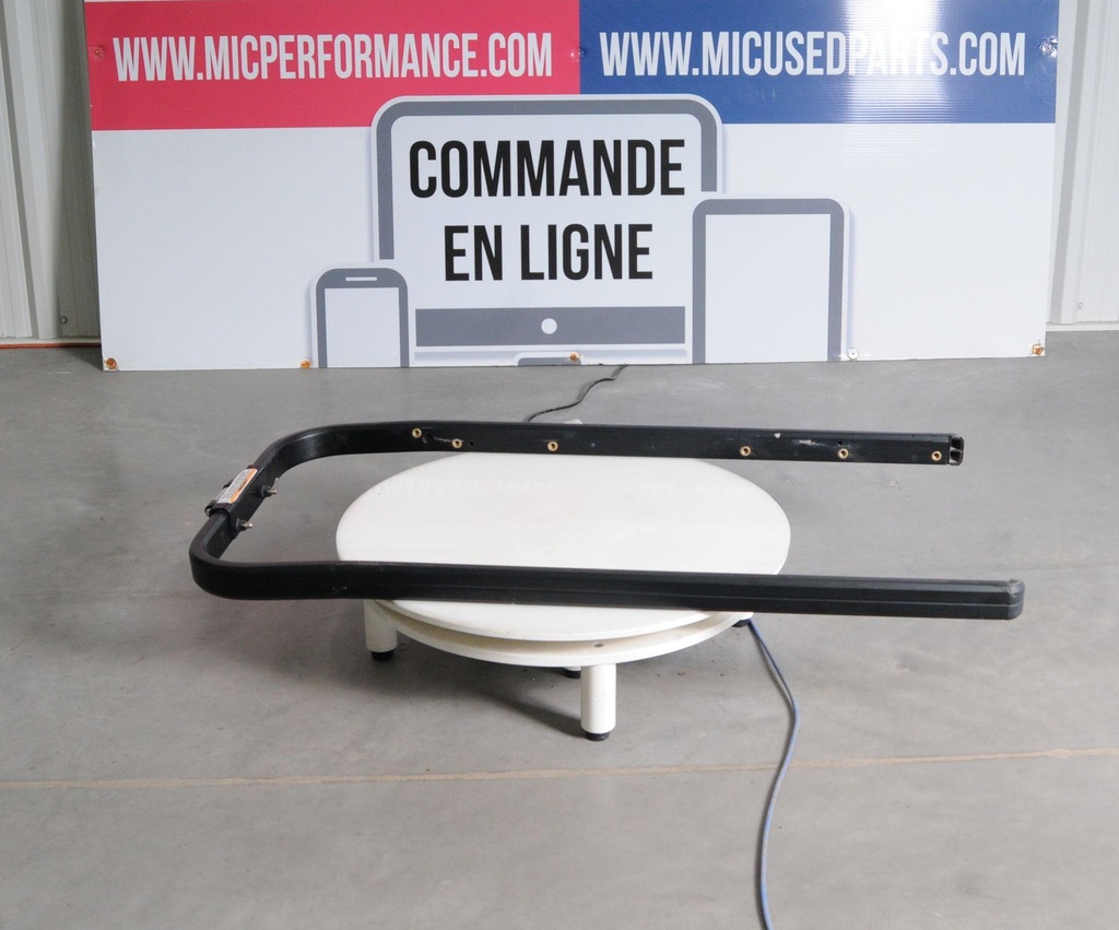 black, hitch bumper 154