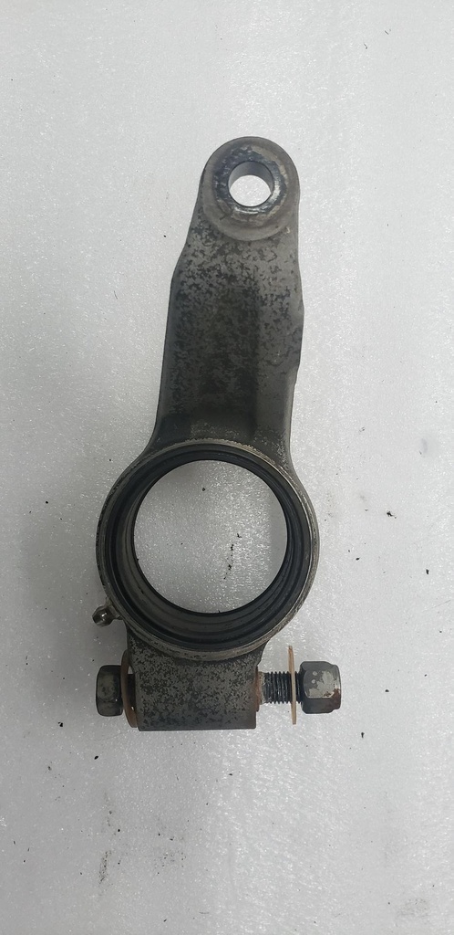 ARM, OUTSIDE 2 (R,H) - YAMAHA - 8AT-23852-00-00 yamaha
