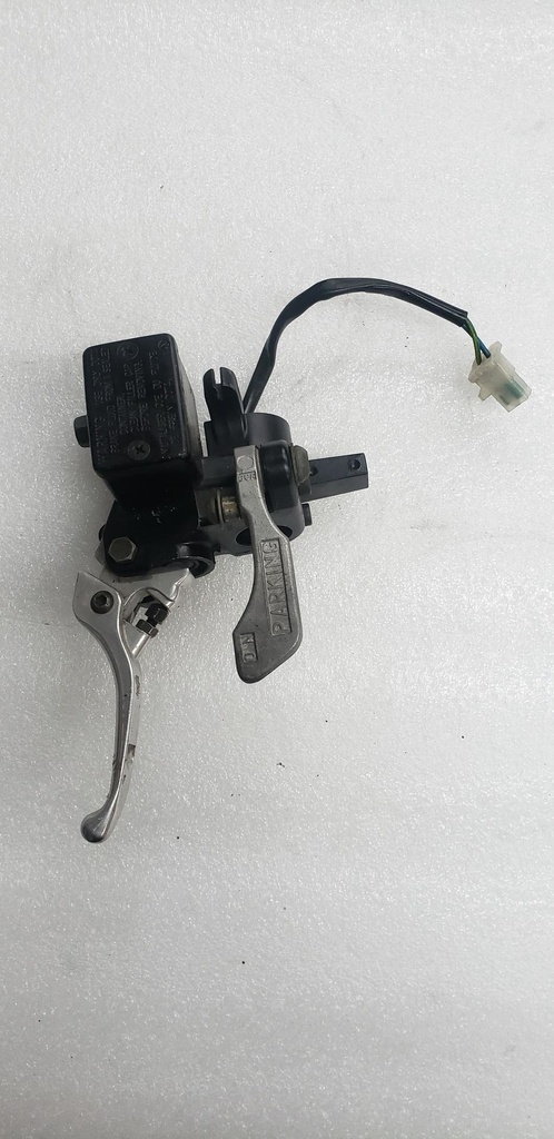 master cylinder sub assy