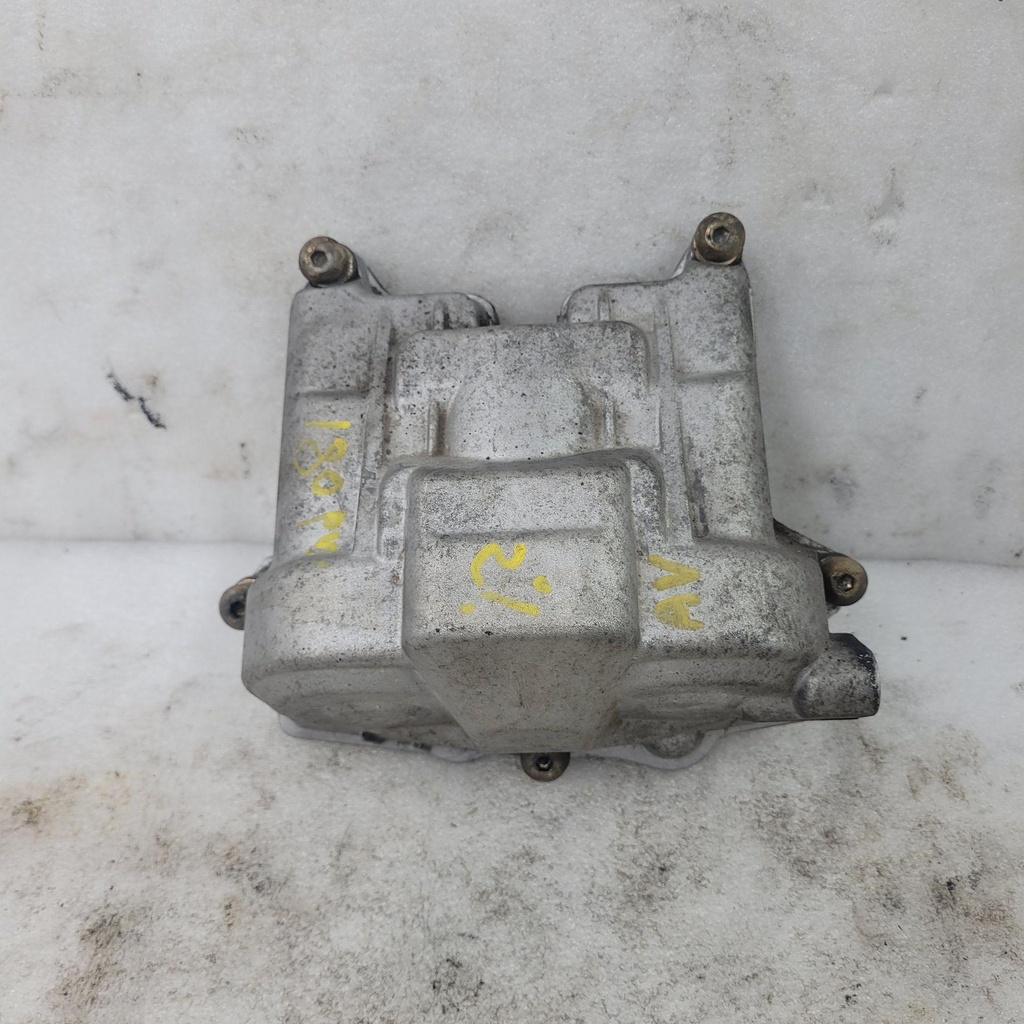 valve cover, front