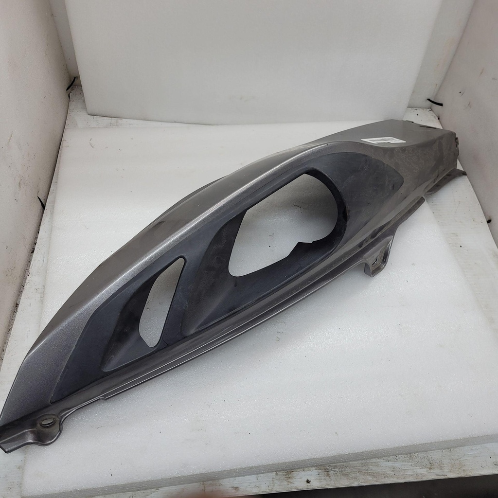 [705004597-001] (new ref. 705005589) rh front panel, metallic magnesium rs, magnesium model (705004597-001)