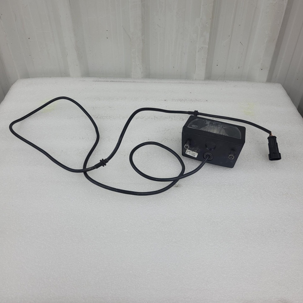 [710001291-001] license light ass'y (710001291-001)