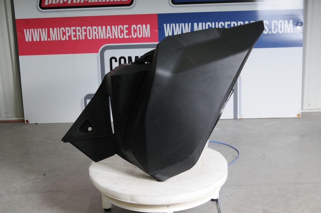 (new ref. 517306871) black rh panel, with opening deep black - e-tec shot engine starter