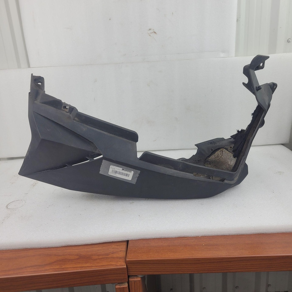 plate, skid - w/o decals - right - black (inc. 30-36)