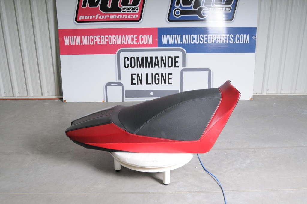 [8LYF47103000-001] Single Seat Assy