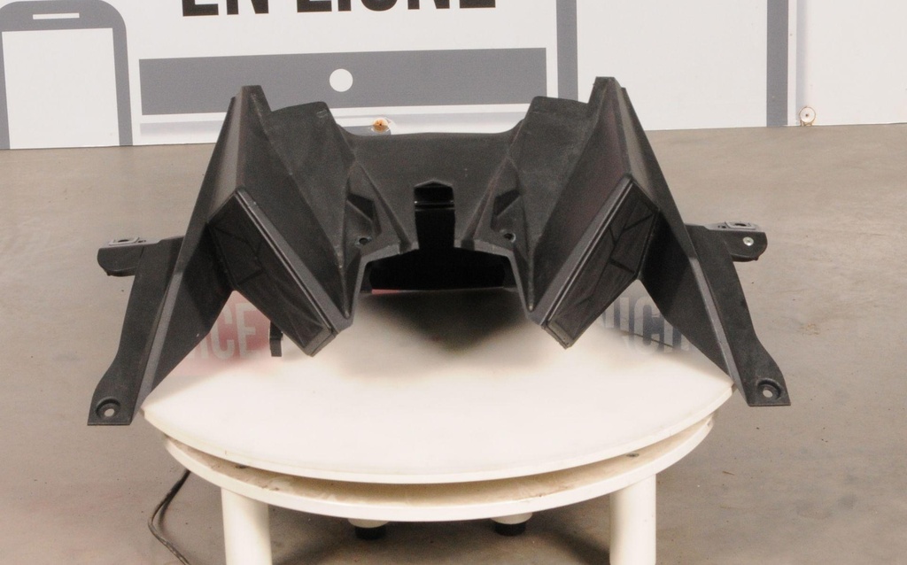 in-mold plenum, upper, gloss bl