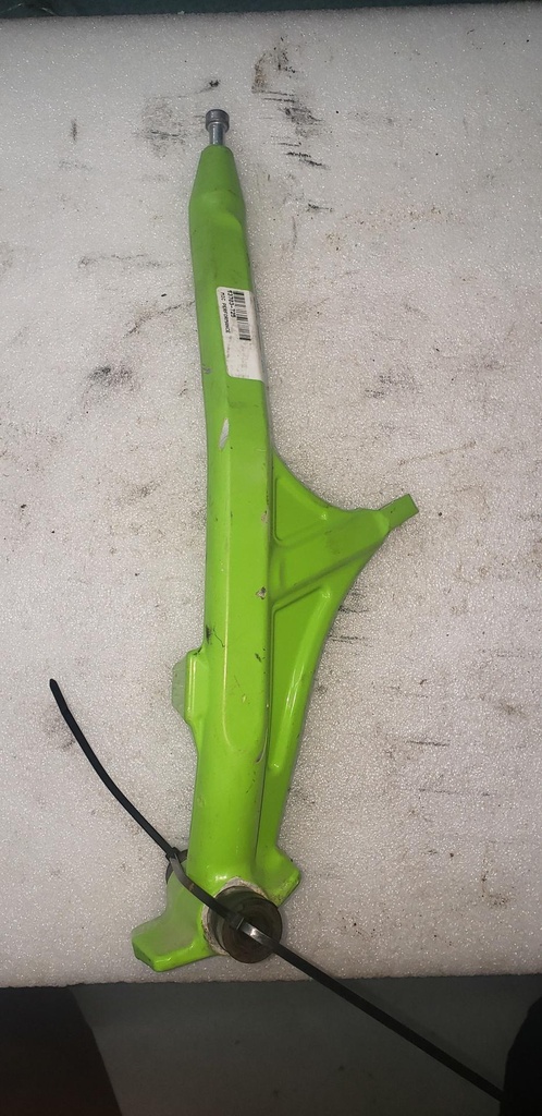 Spindle, Steering - Left - 3703-725 ARCTIC CAT