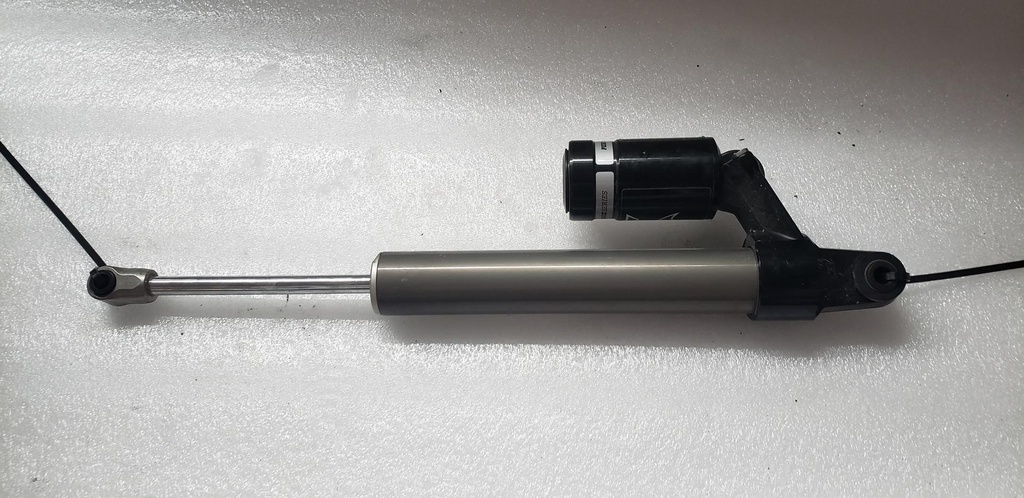 REAR TRACK FOX SHOCK