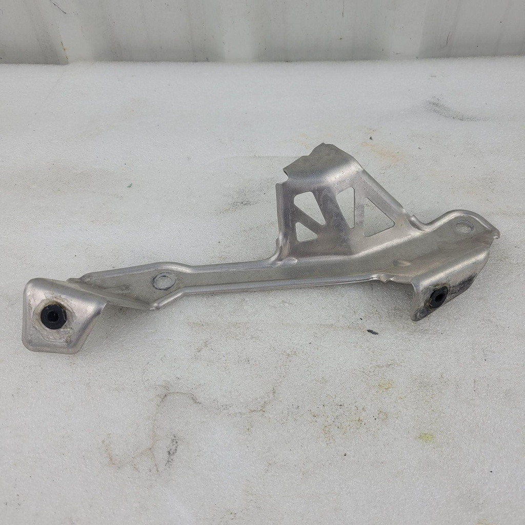 (new ref. 5706-251) bracket, speedometer gauge - left