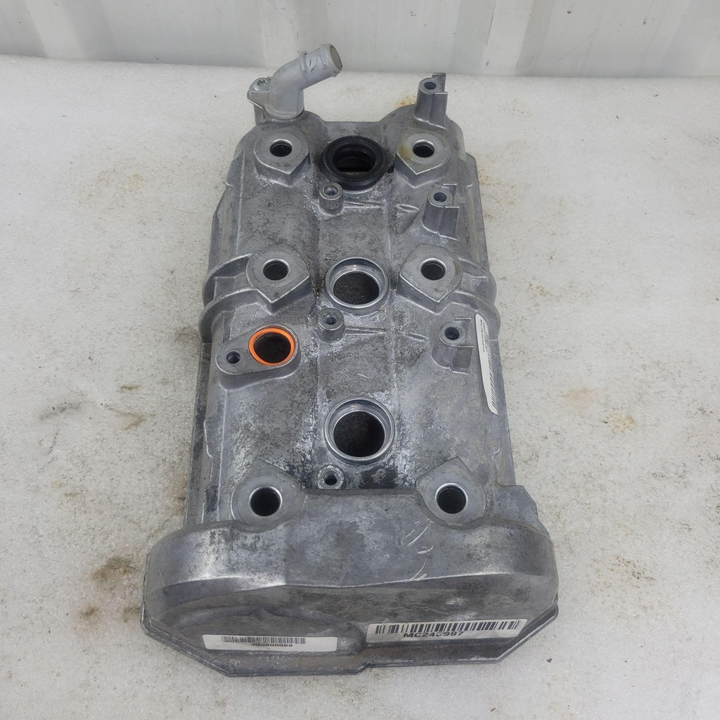 [420911496-001] valve cover (420911496-001)